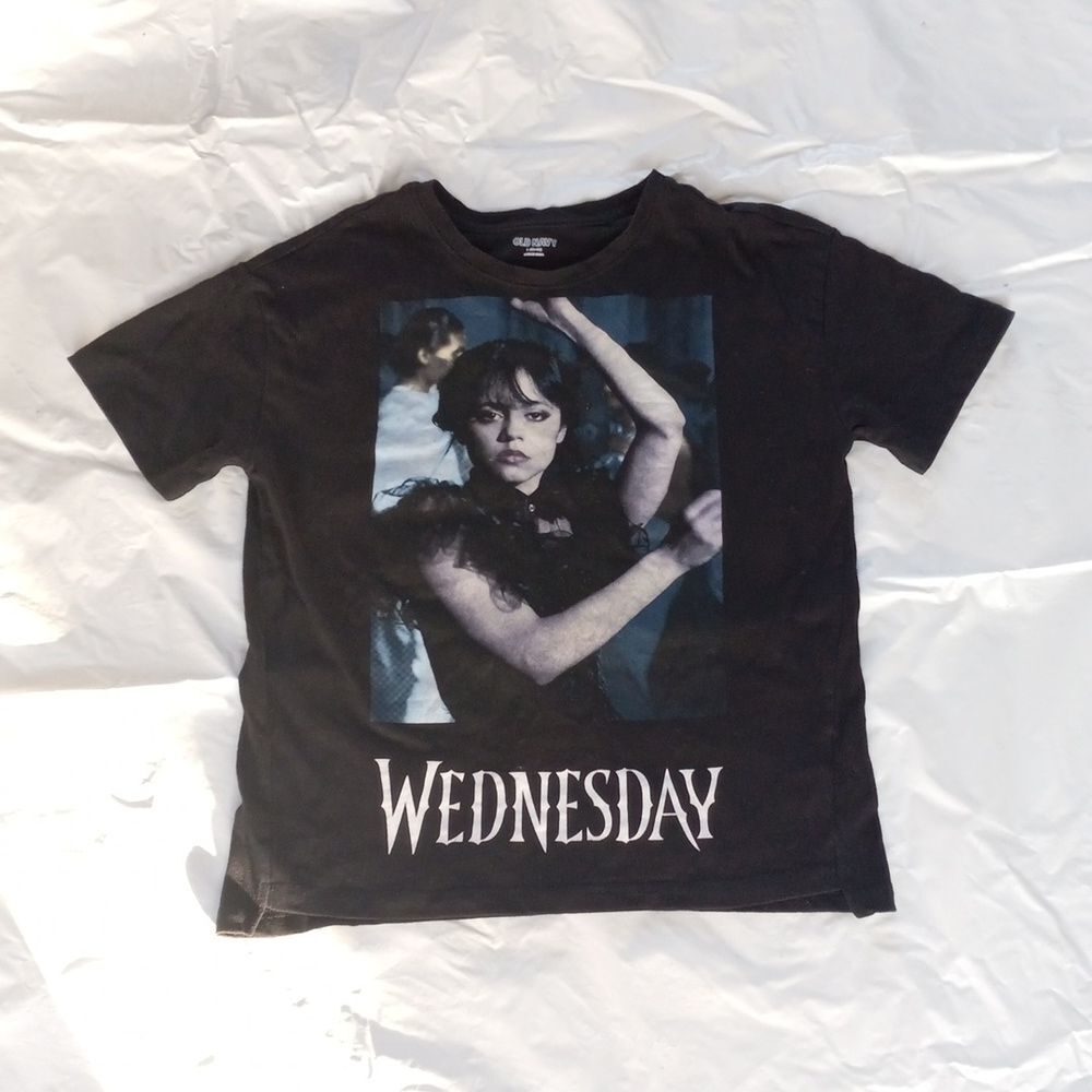 Old Navy Jenna Ortega as Wednesday Dance Scene T-Shirt Size L(10-12)